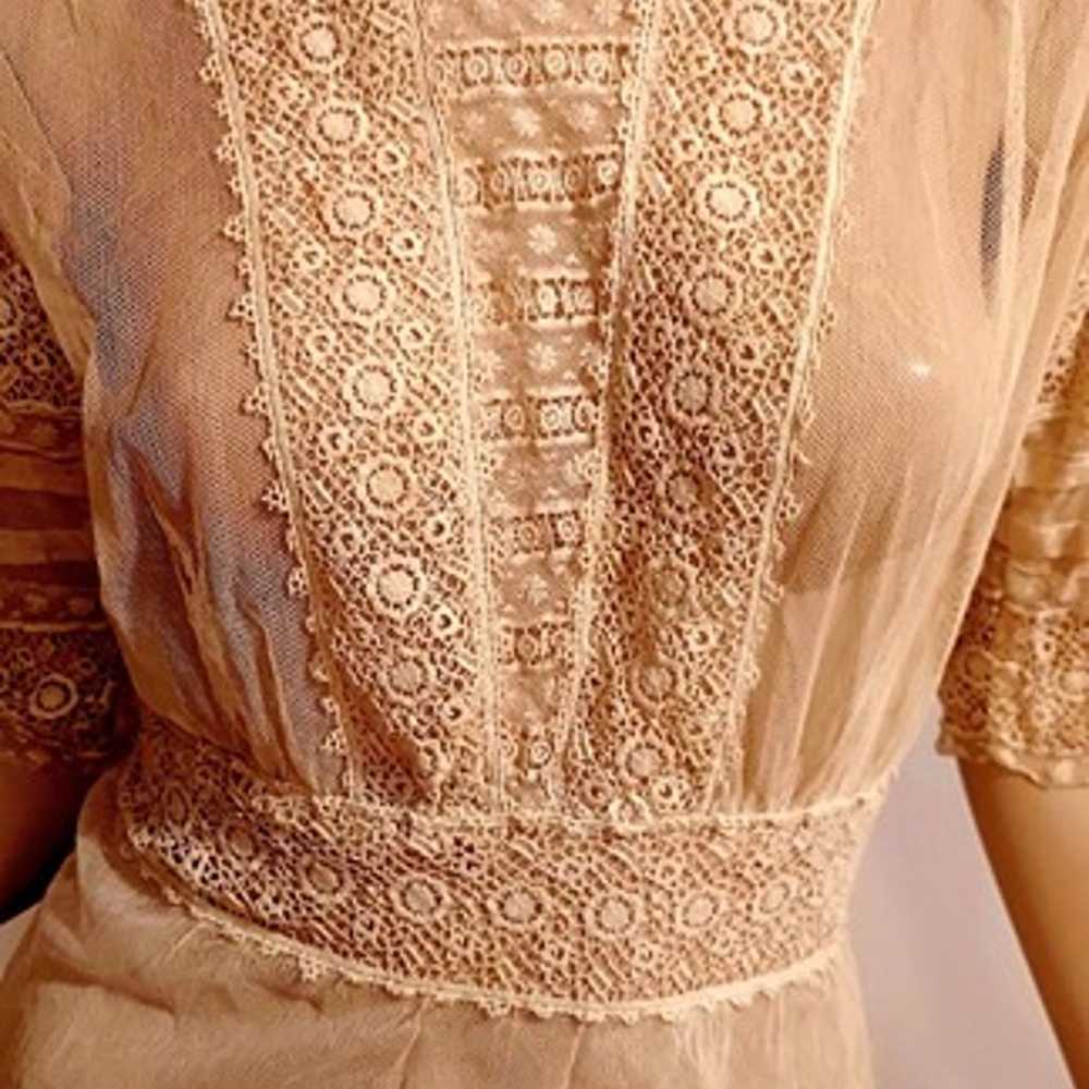 Antique Victorian Handmade Lace on Tulle Ecru Top… - image 9