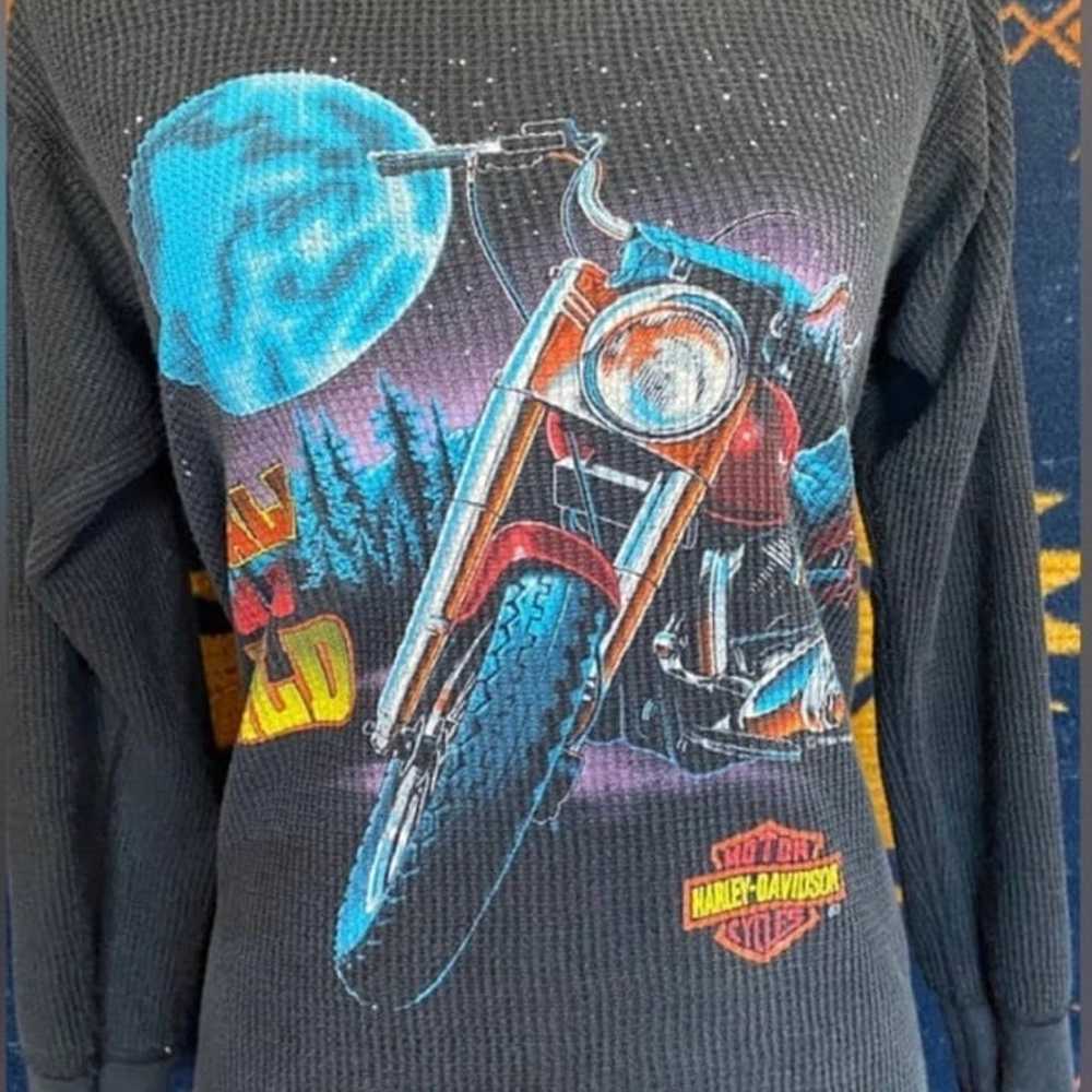 VTG. Harley Davidson Waffle Knit Call of the Wild… - image 8