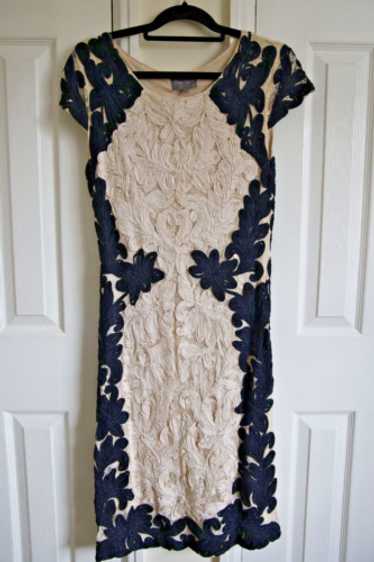 【PHASE EIGHT】Nori Tapework Lace Fitted Dress Nori Tapework Lace Fitted Dress | Phase Eight ROW |