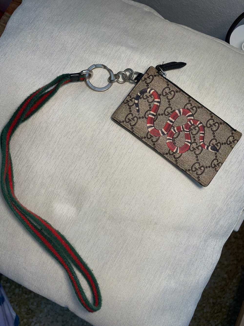 Gucci GG Supreme Kingsnake Print Card Case With S… - image 1