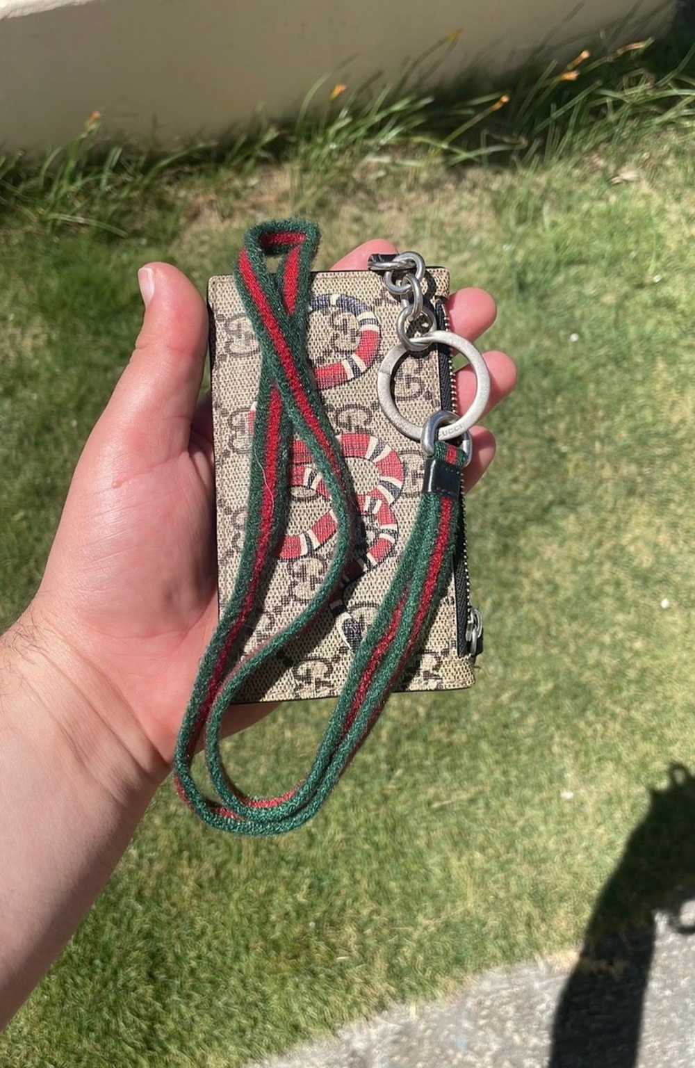 Gucci GG Supreme Kingsnake Print Card Case With S… - image 9