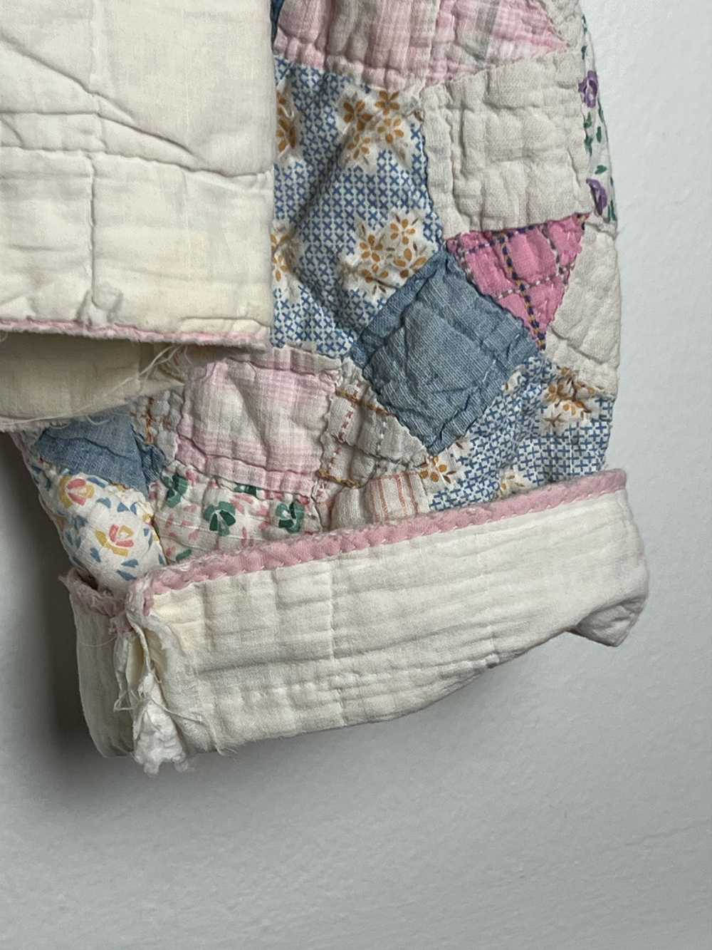 Handmade × Vintage Handmade Patchwork Quilted Cho… - image 5