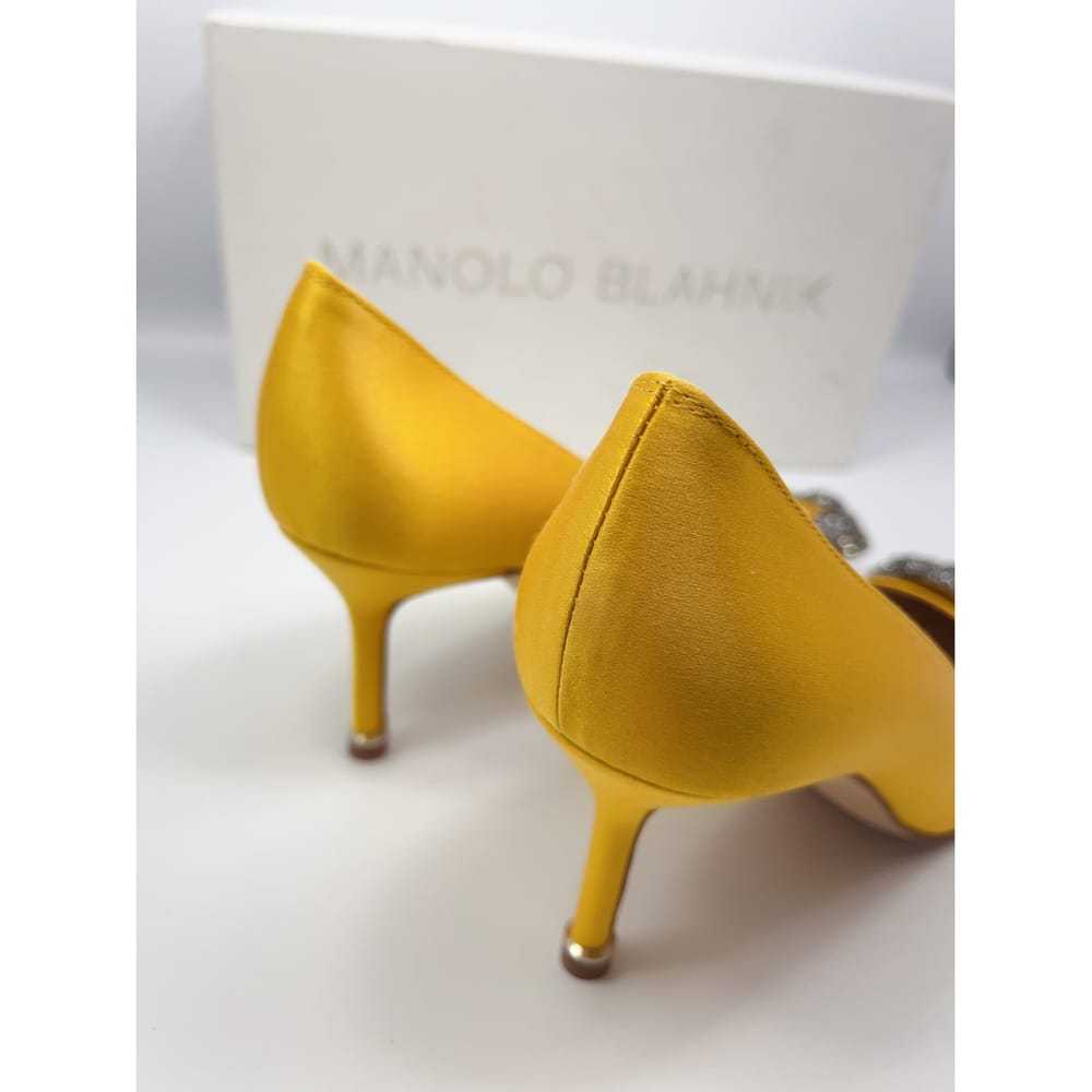 Manolo Blahnik Hangisi leather heels - image 10