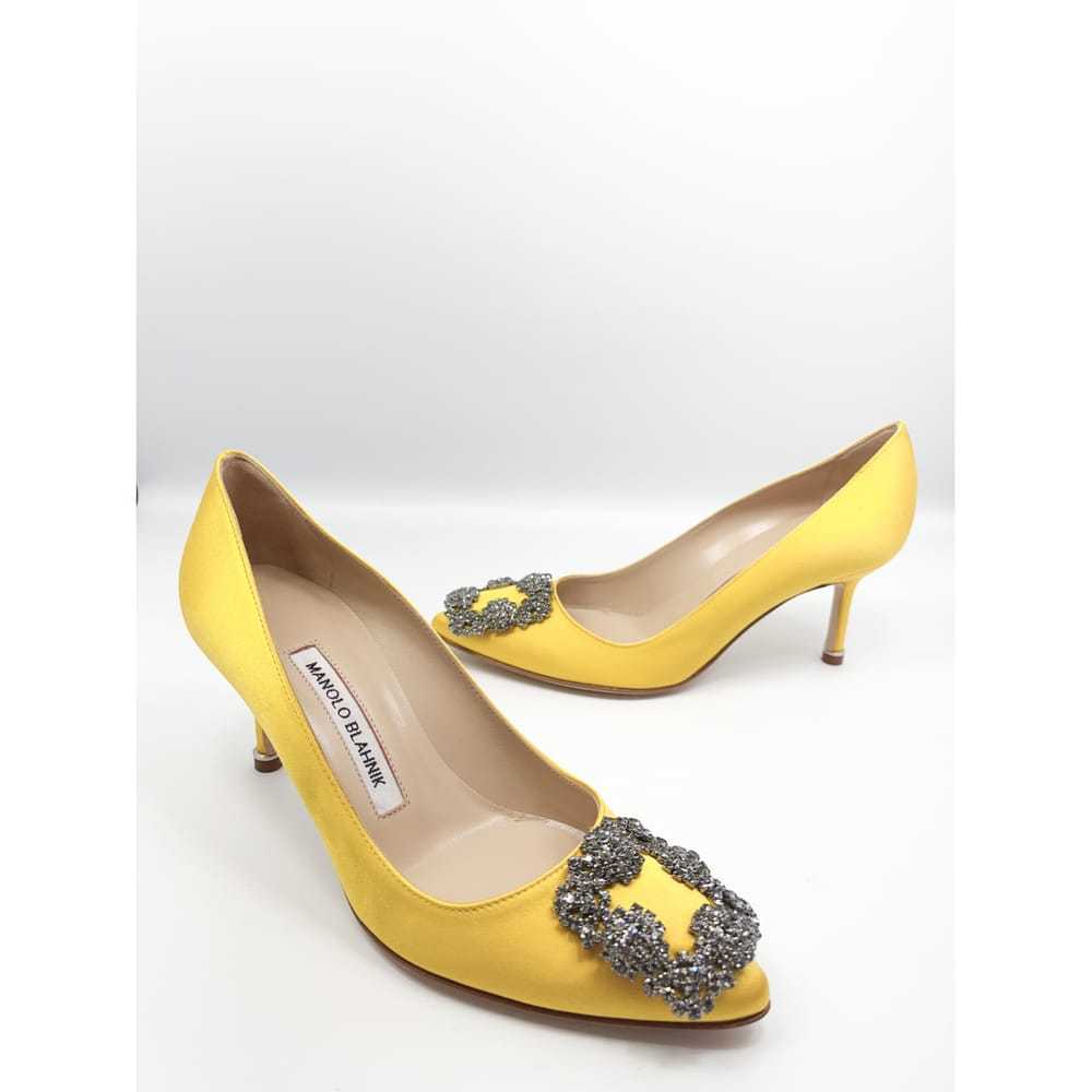 Manolo Blahnik Hangisi leather heels - image 8
