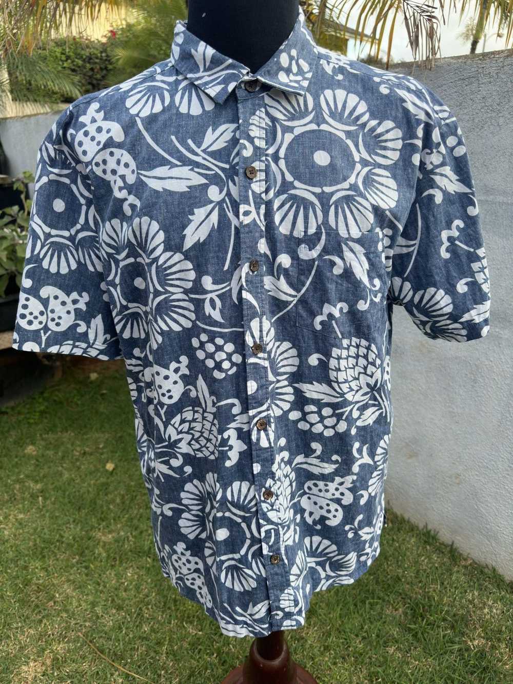 Hawaiian Shirt Kahala Hawaiian Print Blue/White F… - image 1