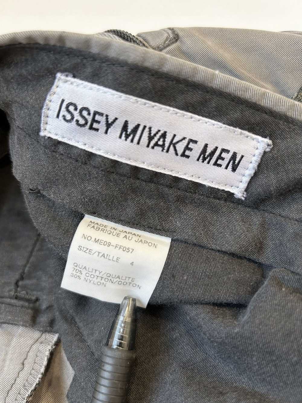 Issey Miyake Issey Miyake Men Cargo Pants - image 12