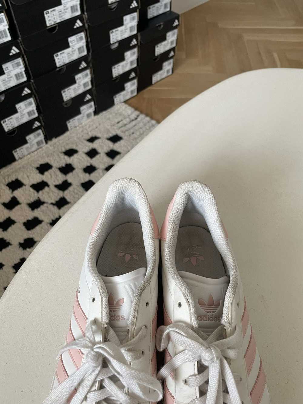 hype adidas gazelle