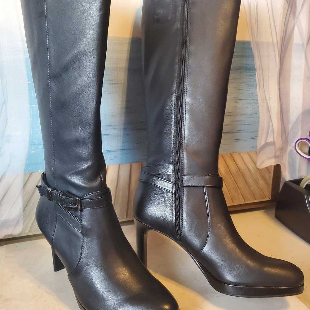 Size 9 Naturalizer Taelynn Knee High Boots - image 2