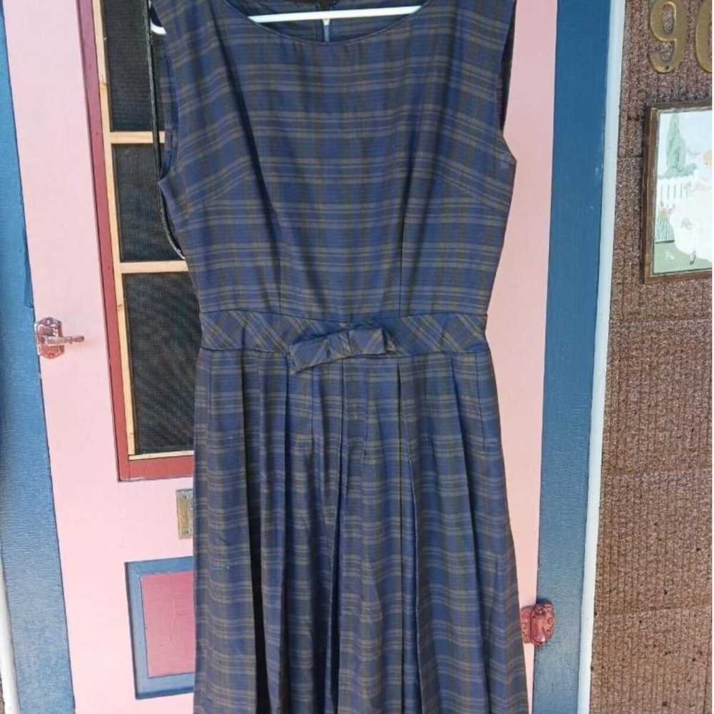 VTG Navy Plaid Pinafore Dress With Bow Size 8-10 … - image 1