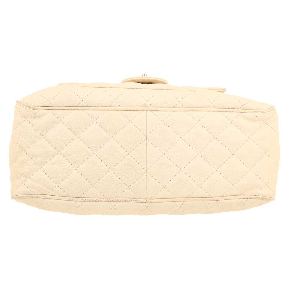 Chanel Camera large model handbag in beige quilte… - image 2