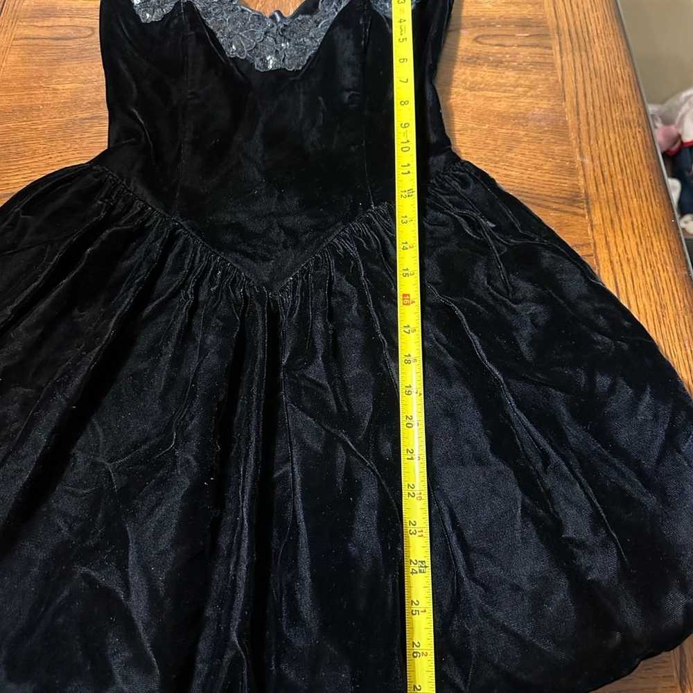 Vintage Gunne Sax Black Velvet Corset Mini Dress - image 7