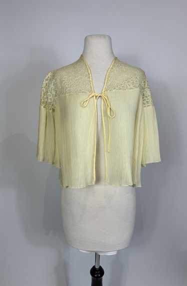 1940s - 1950s Barbizon Yellow Pleated Bed Jacket