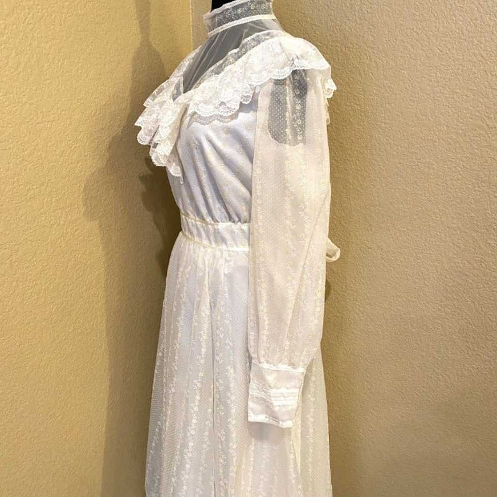 Vintage Victorian 60's, 70's Wedding Dress Prairi… - image 3