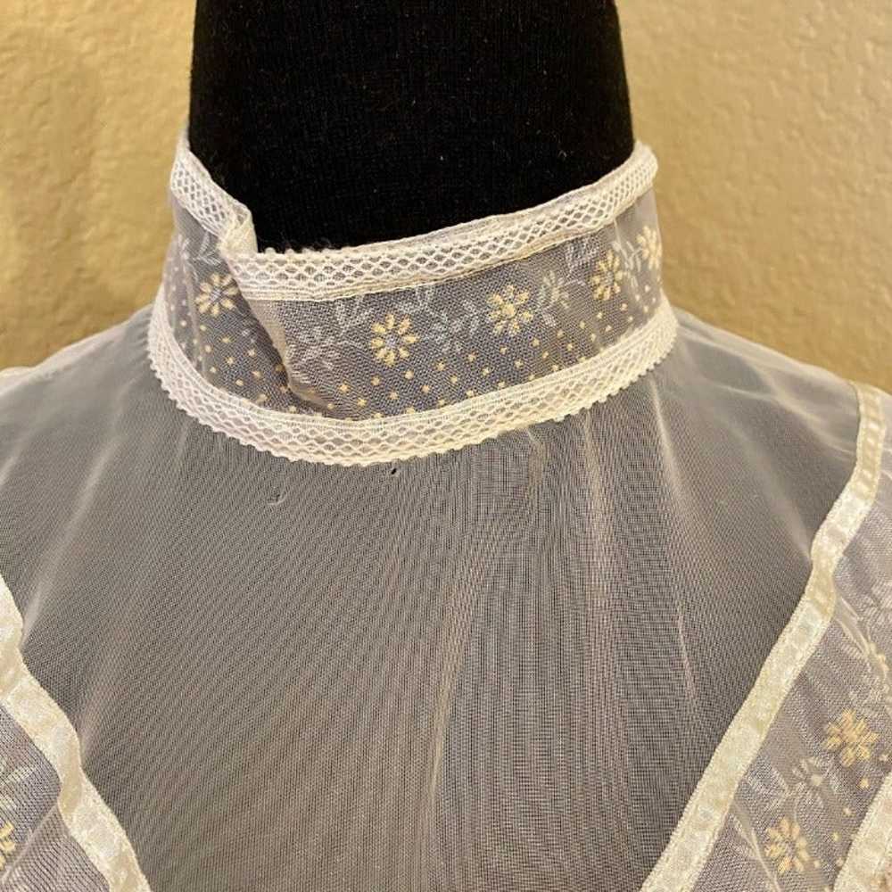 Vintage Victorian 60's, 70's Wedding Dress Prairi… - image 9