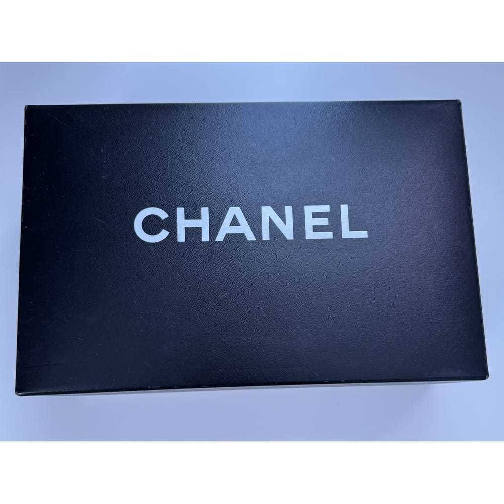 Chanel Wallet on Chain leather handbag - image 10