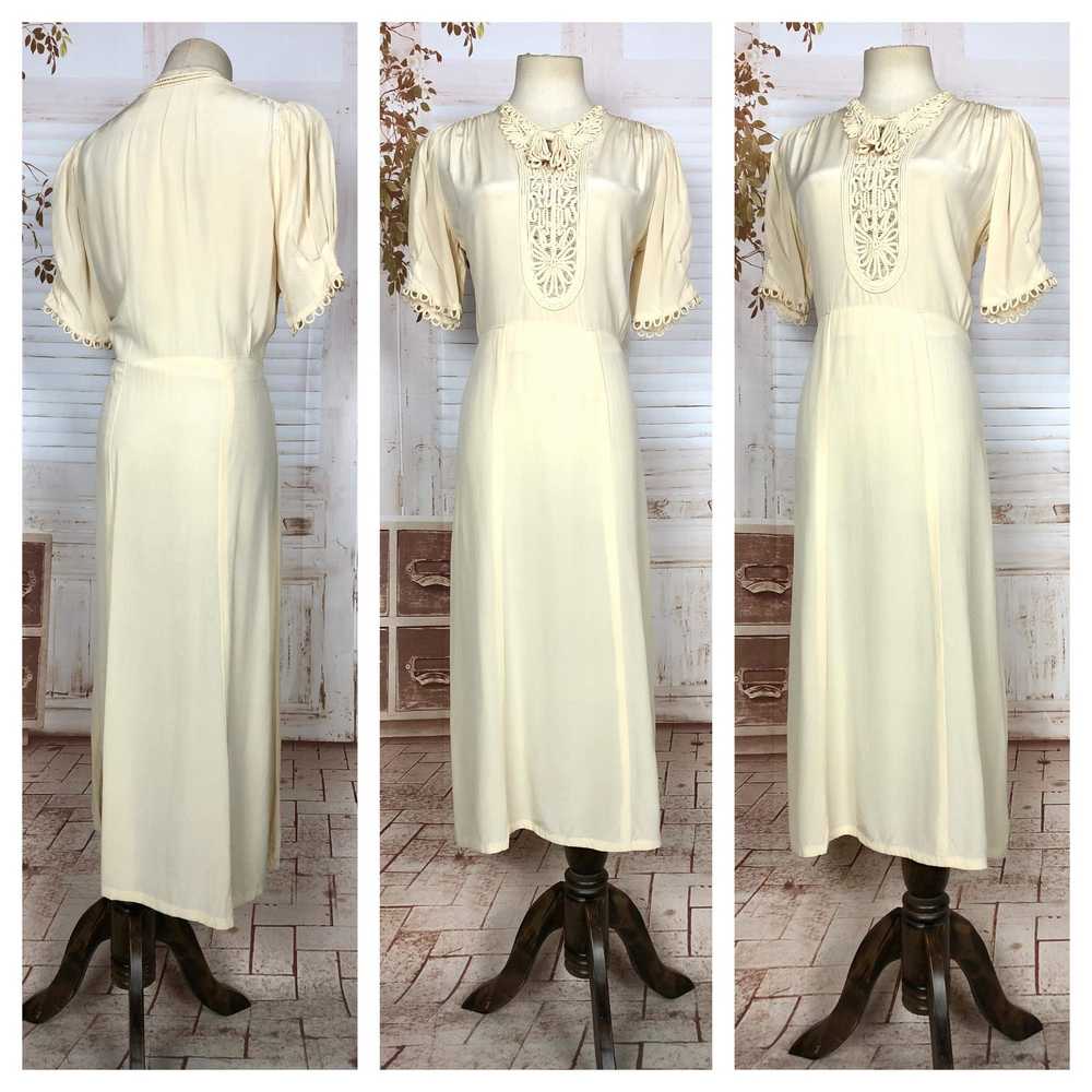 Exquisite Original 1930s Vintage Cream Dress With… - image 1