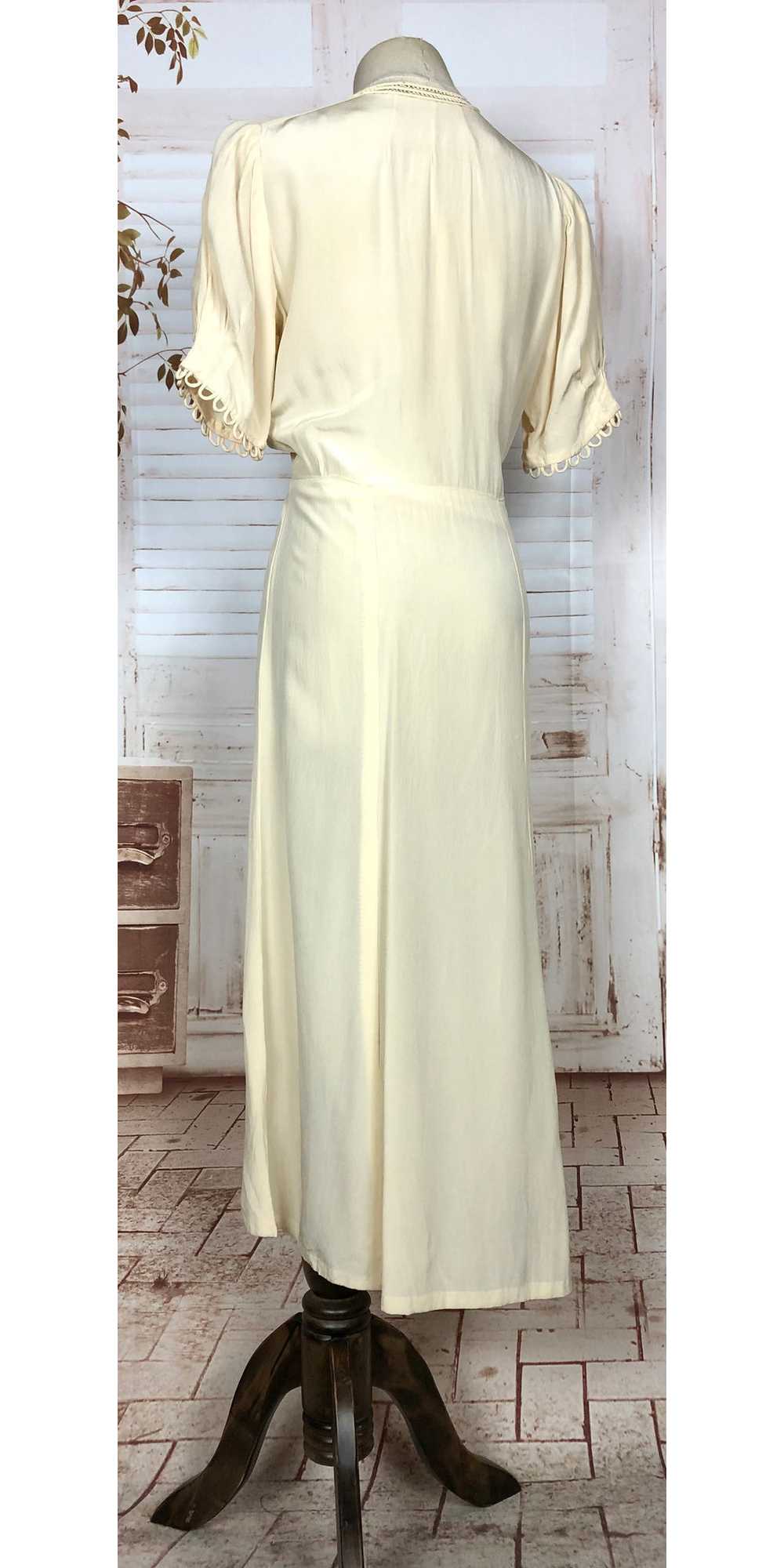 Exquisite Original 1930s Vintage Cream Dress With… - image 7