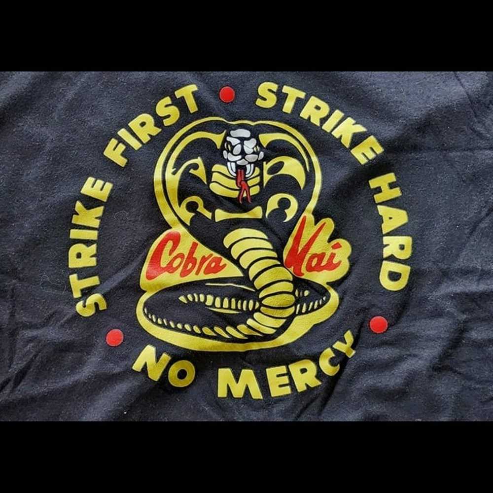 Cobra Kai T-Shirt Medium - image 2