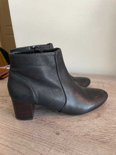 A.P.C. × Vanessa Seward Leather Ankle Boots APC x 