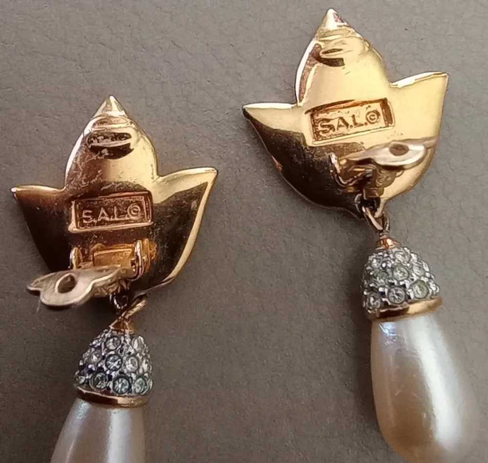 Vintage Swarovski crystal faux pearl drop earrings - image 4