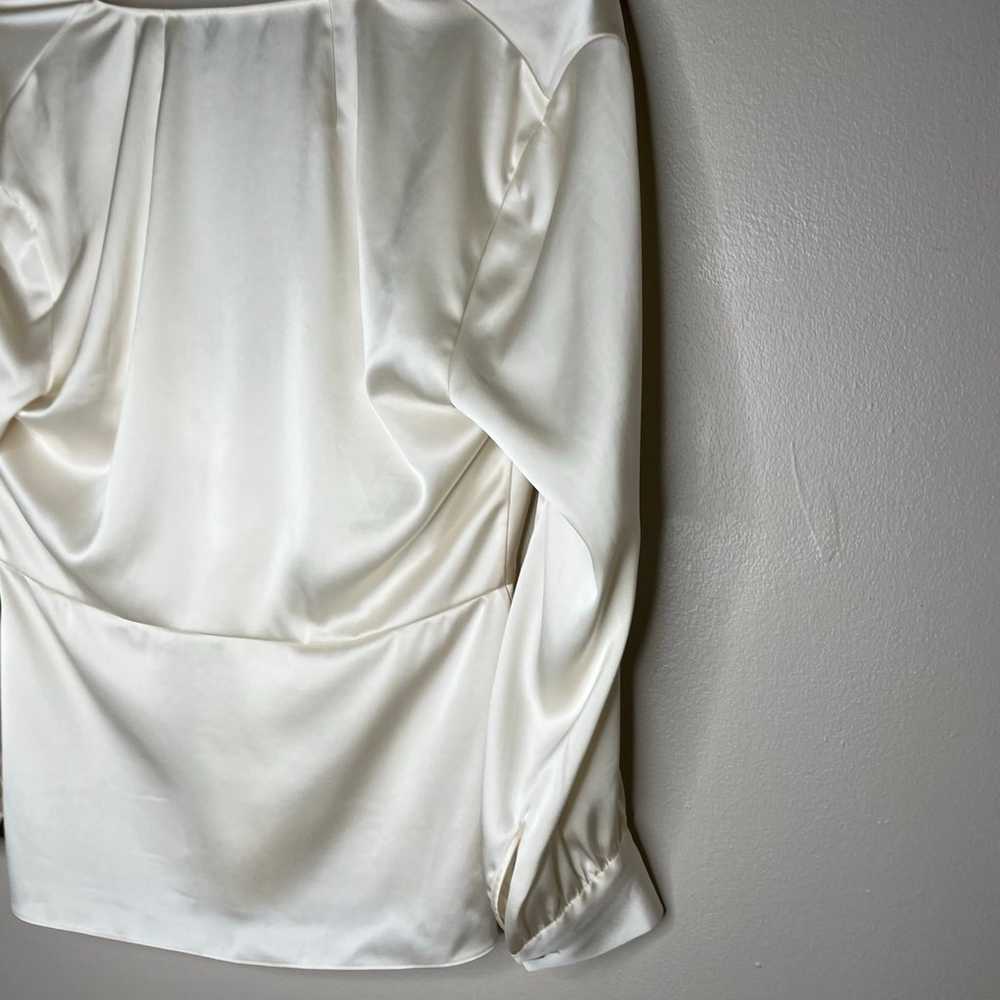 Theory Cream Twist Blouse in Satin Size 6 - image 10