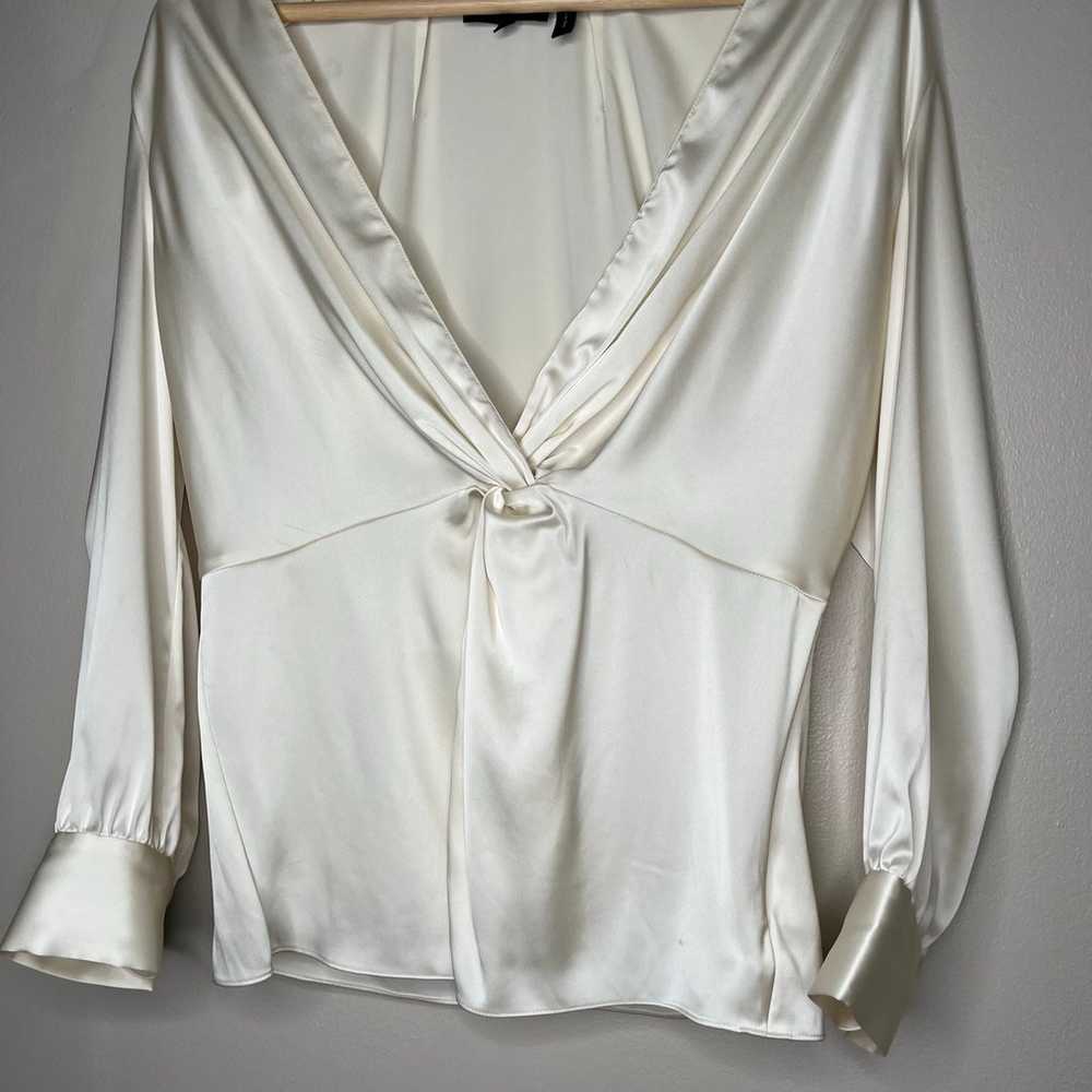 Theory Cream Twist Blouse in Satin Size 6 - image 3