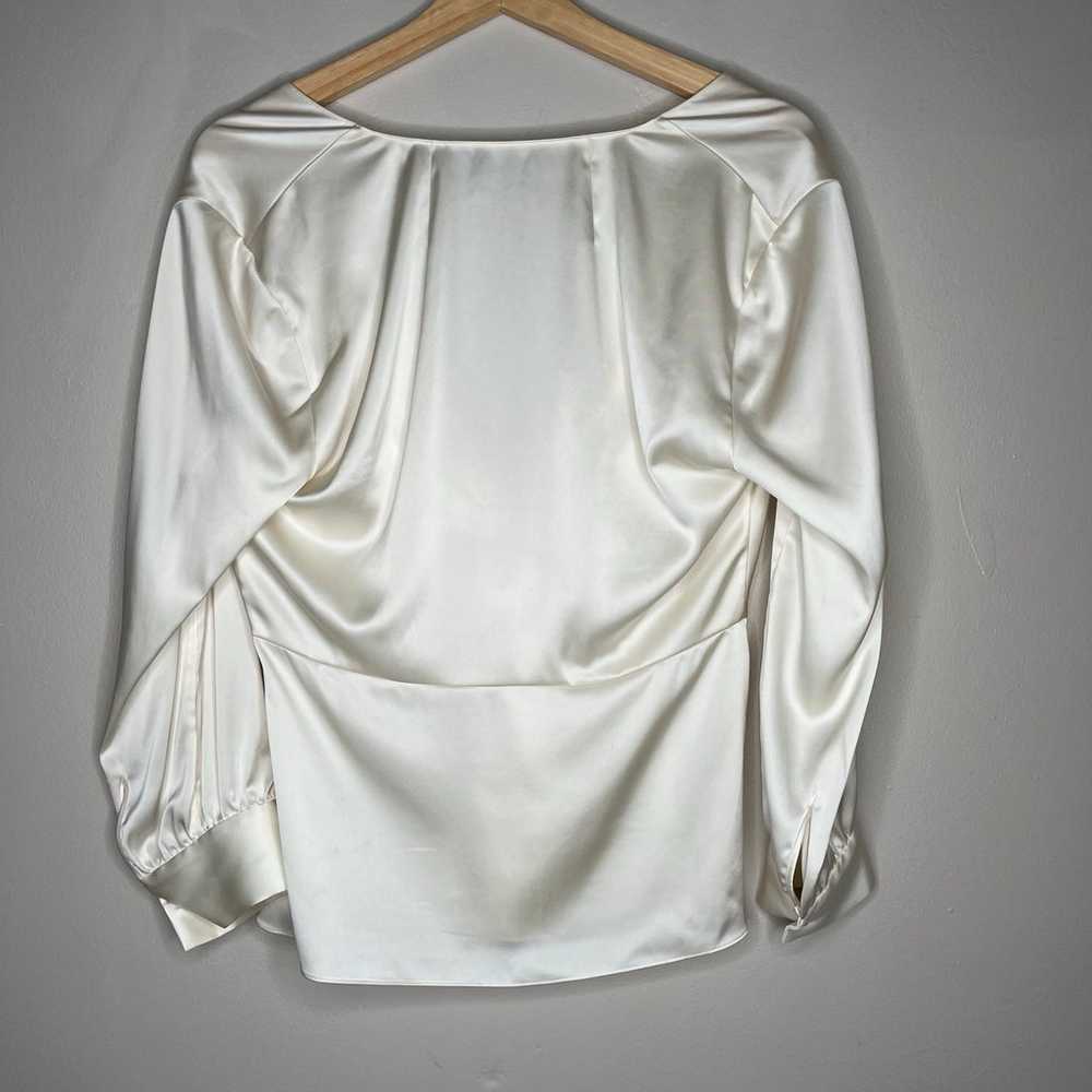 Theory Cream Twist Blouse in Satin Size 6 - image 8