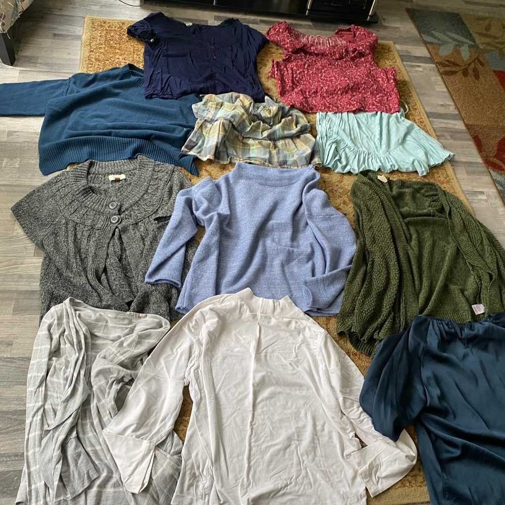 Huge lot womens clothes xl extra large sweaters w… - image 1