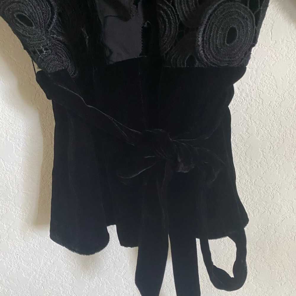 Vivienne Tam Silk Blend Black Velvet Appliqué Ruf… - image 5