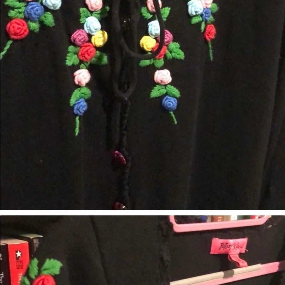 Vintage Y2K Betsey Johnson Black & floral embroid… - image 5