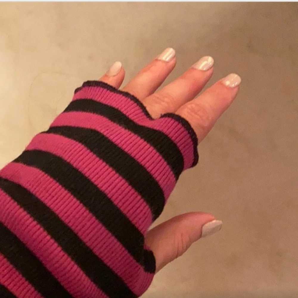 Vintage Y2K Betsey Johnson pink & black striped t… - image 2