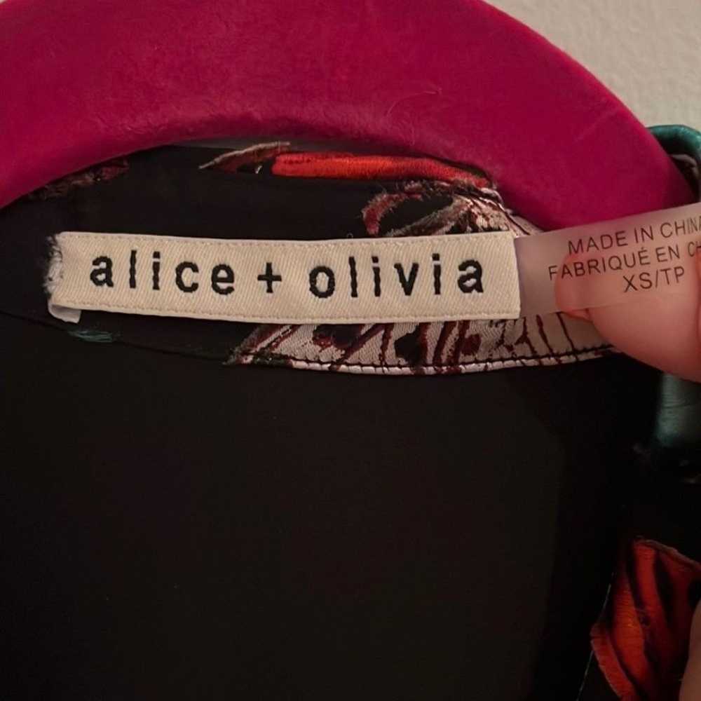 Alice + Olivia “Sheila” butterfly print blouson b… - image 6