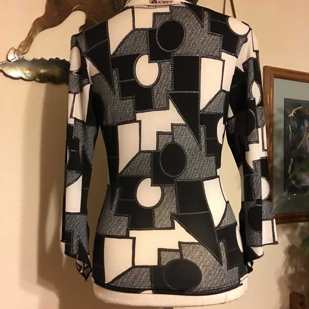 Other Luly K black & white stitch geometric top S - image 4