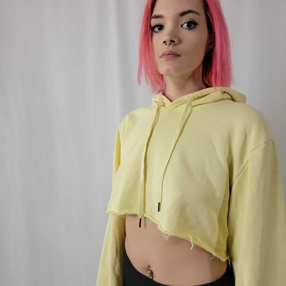 Forever 21 Forever 21 Cropped Bell Sleeve Hoodie … - image 4
