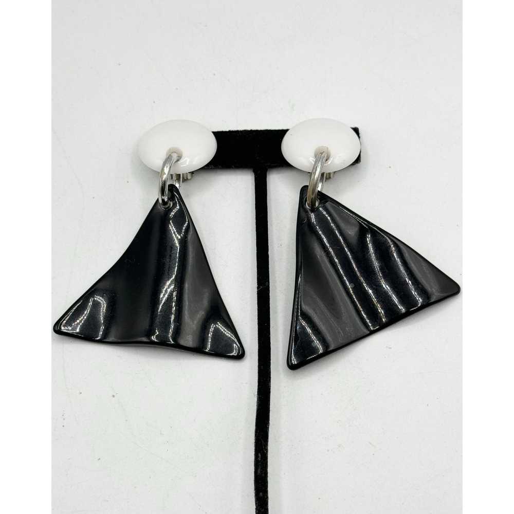 Vintage Vintage plastic triangle dangle drop earr… - image 2