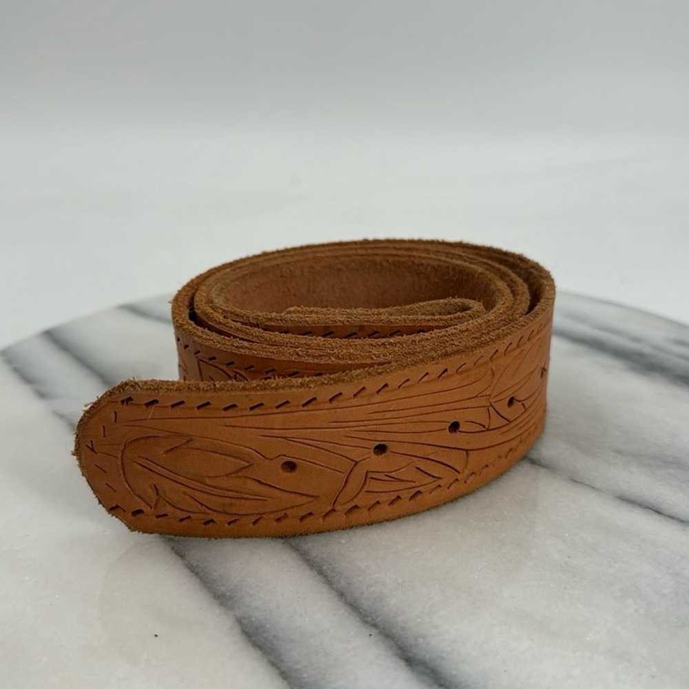 Vintage handmade tooled leather tan belt - image 2
