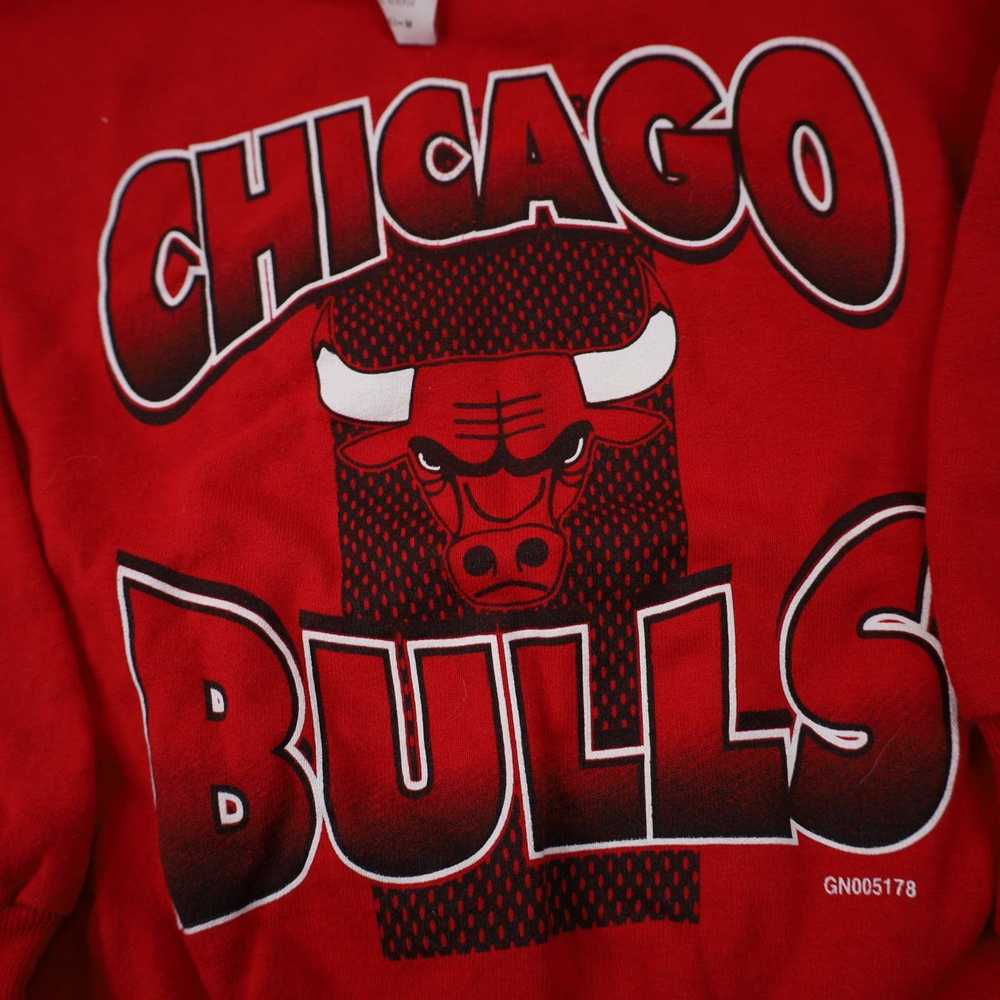 NBA × Vintage Vintage Chicago Bulls Graphic Sweat… - image 3