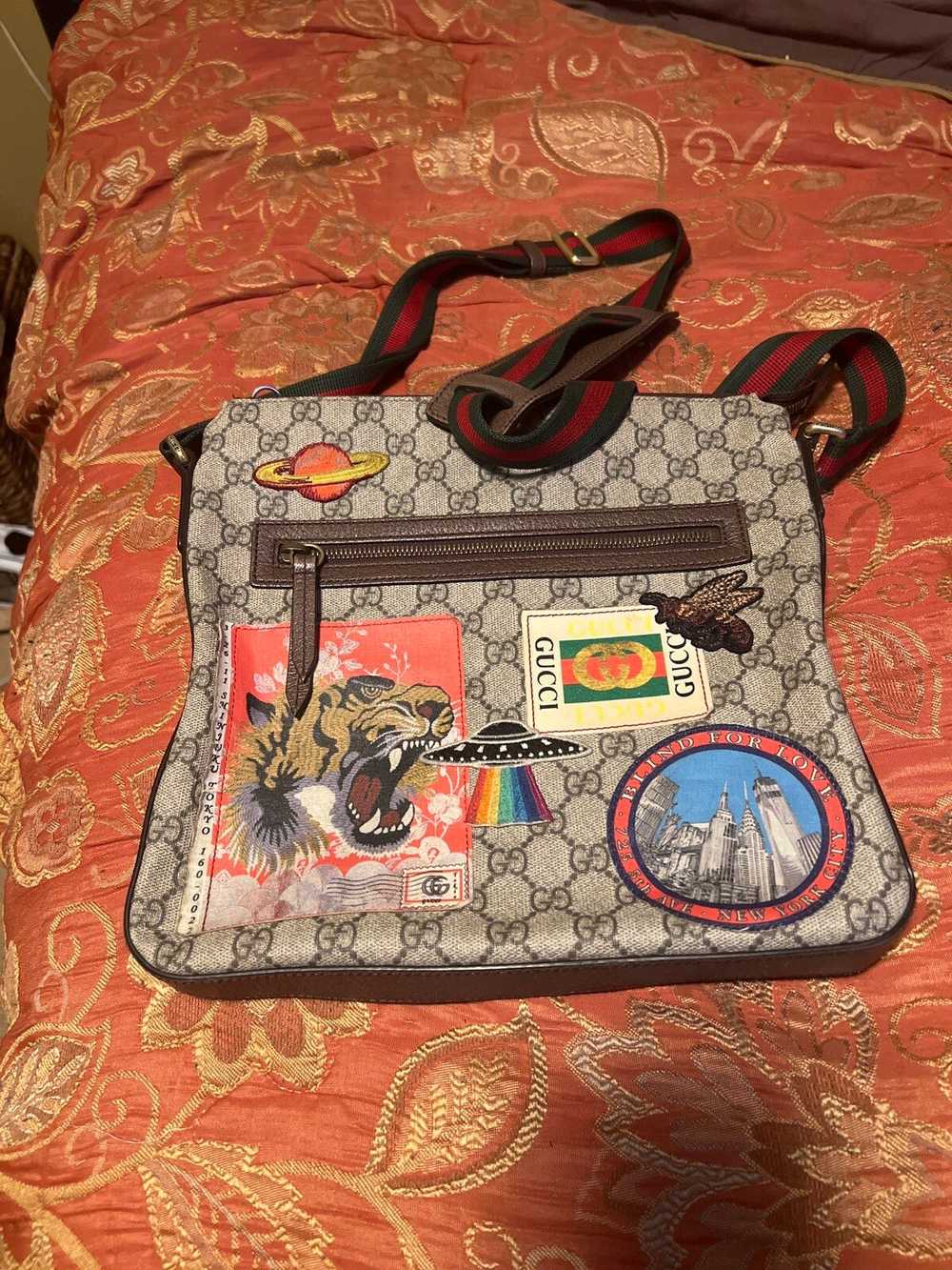 Gucci Gucci messenger bag - image 1