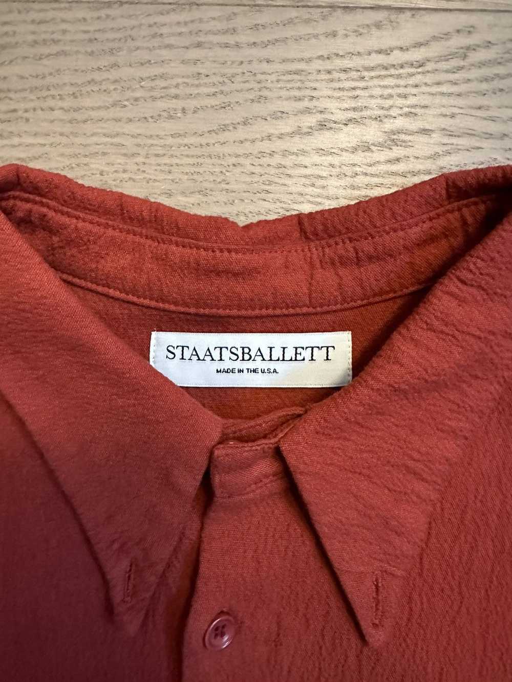 Staatsballett Red Crinkled Cotton Button-Up Shirt - image 3