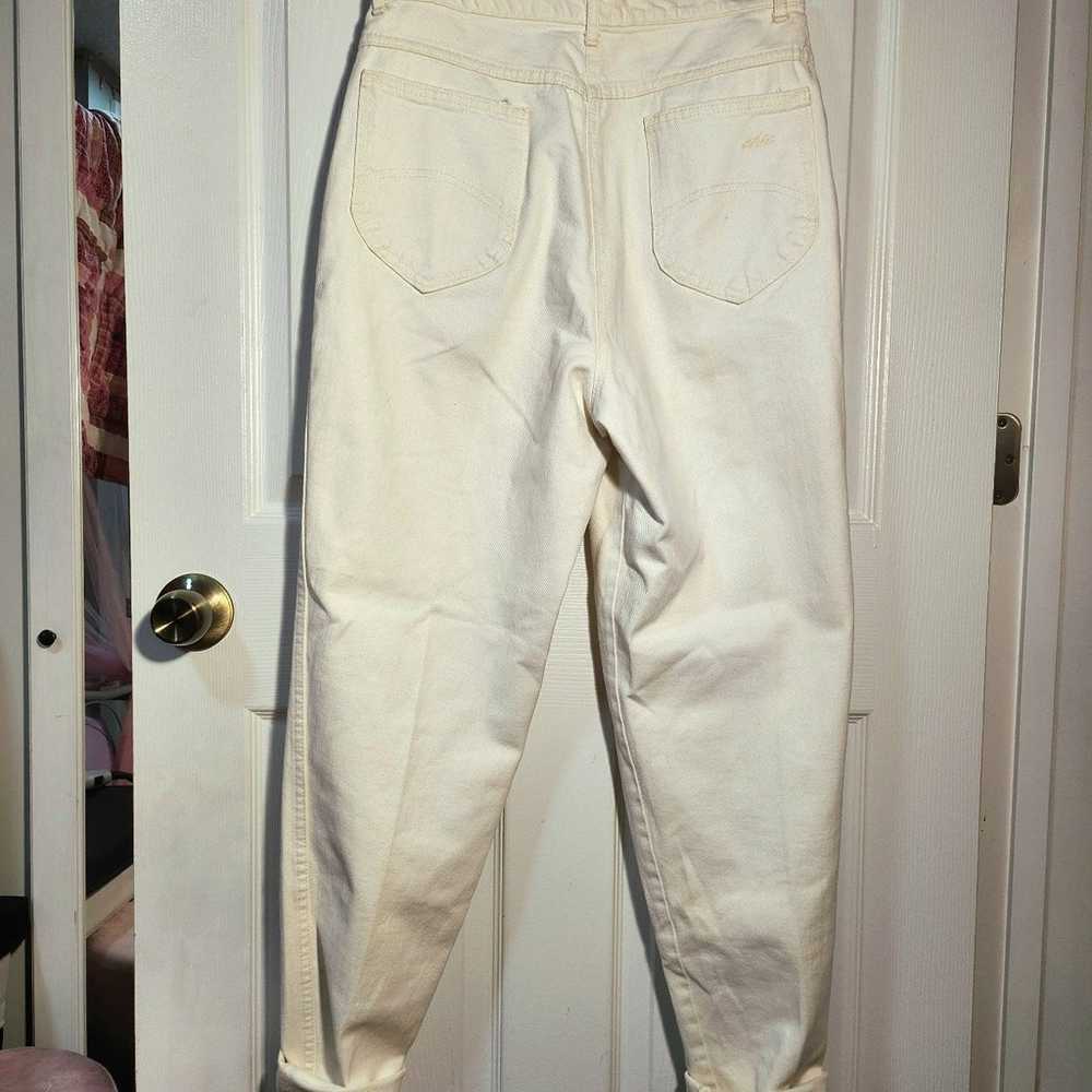 vintage cream high waisted jeans - image 4