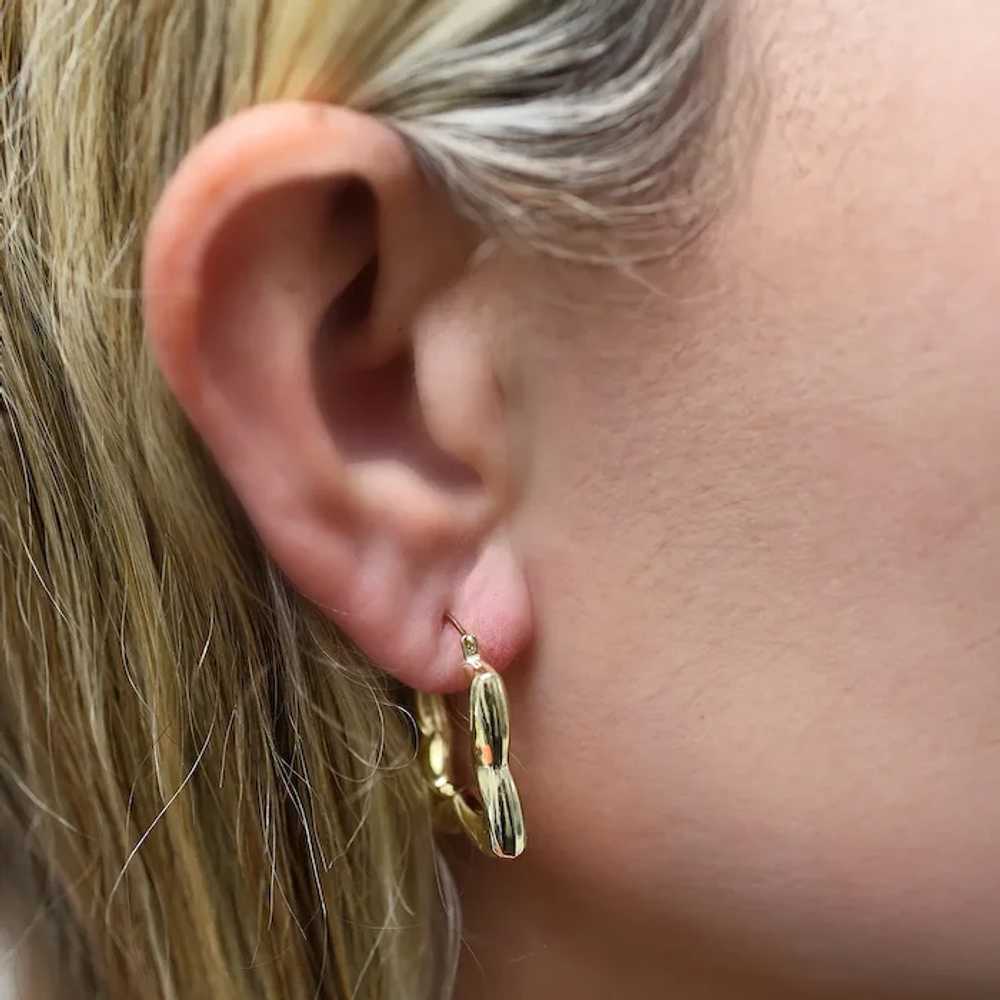14K Yellow Gold Puffed Hoop Earrings Square Shape… - image 2