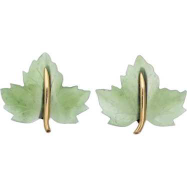 Vintage 14K Yellow Gold Green Jade Carved Leaf Sc… - image 1