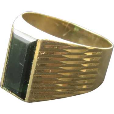 18Kt. Gold with Green Tourmaline Setting