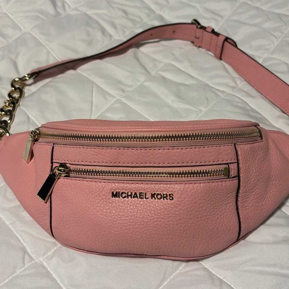Michael Kors Pink Leather Belt Bag - image 10