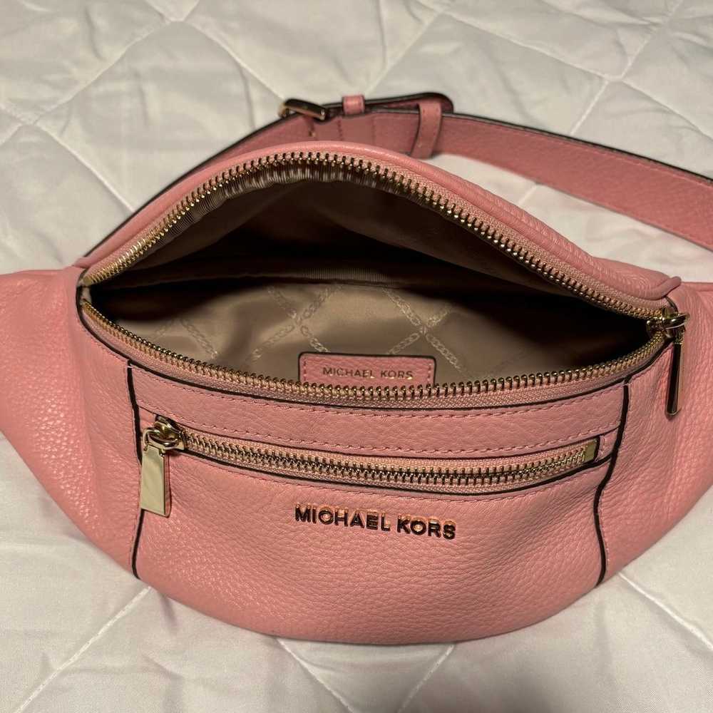 Michael Kors Pink Leather Belt Bag - image 6
