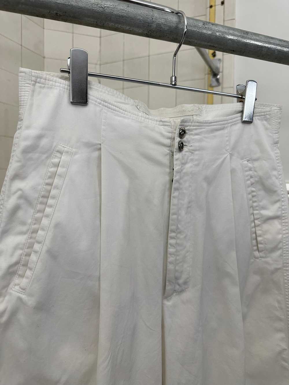 1980s Claude Montana Long White Pleated Shorts - … - image 2