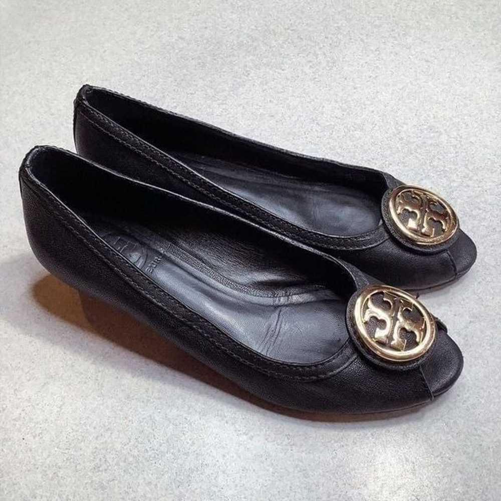 Tory Burch Sally Low Wedge 5.5 Black Leather Gold… - image 1