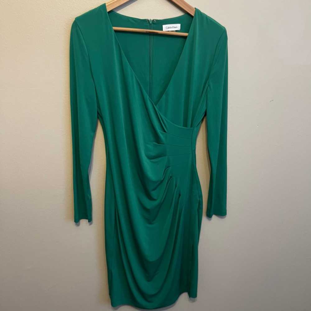 Green V Neck Long Sleeve Dress - image 4