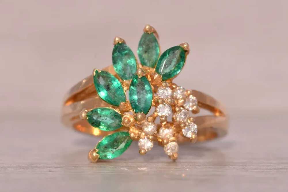 Vintage Emerald and Natural Diamond Cocktail Ring… - image 6