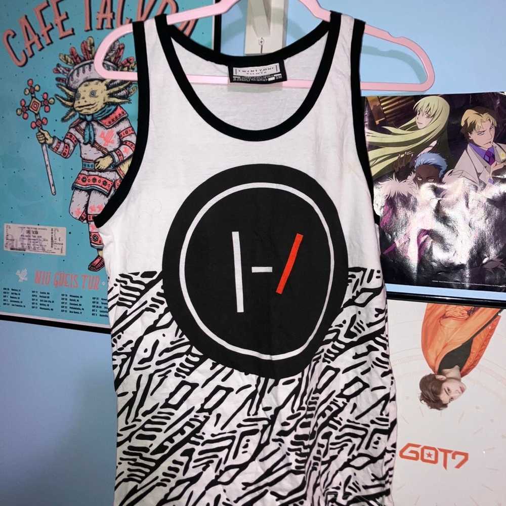 Twenty One Pilots Blurryface Tour tank shirt - image 1